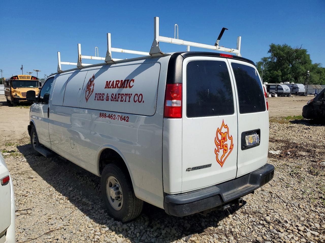 2017 Chevrolet Express G3500 LS