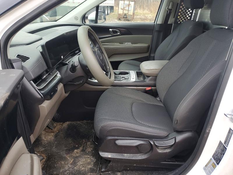 2025 KIA Carnival LX