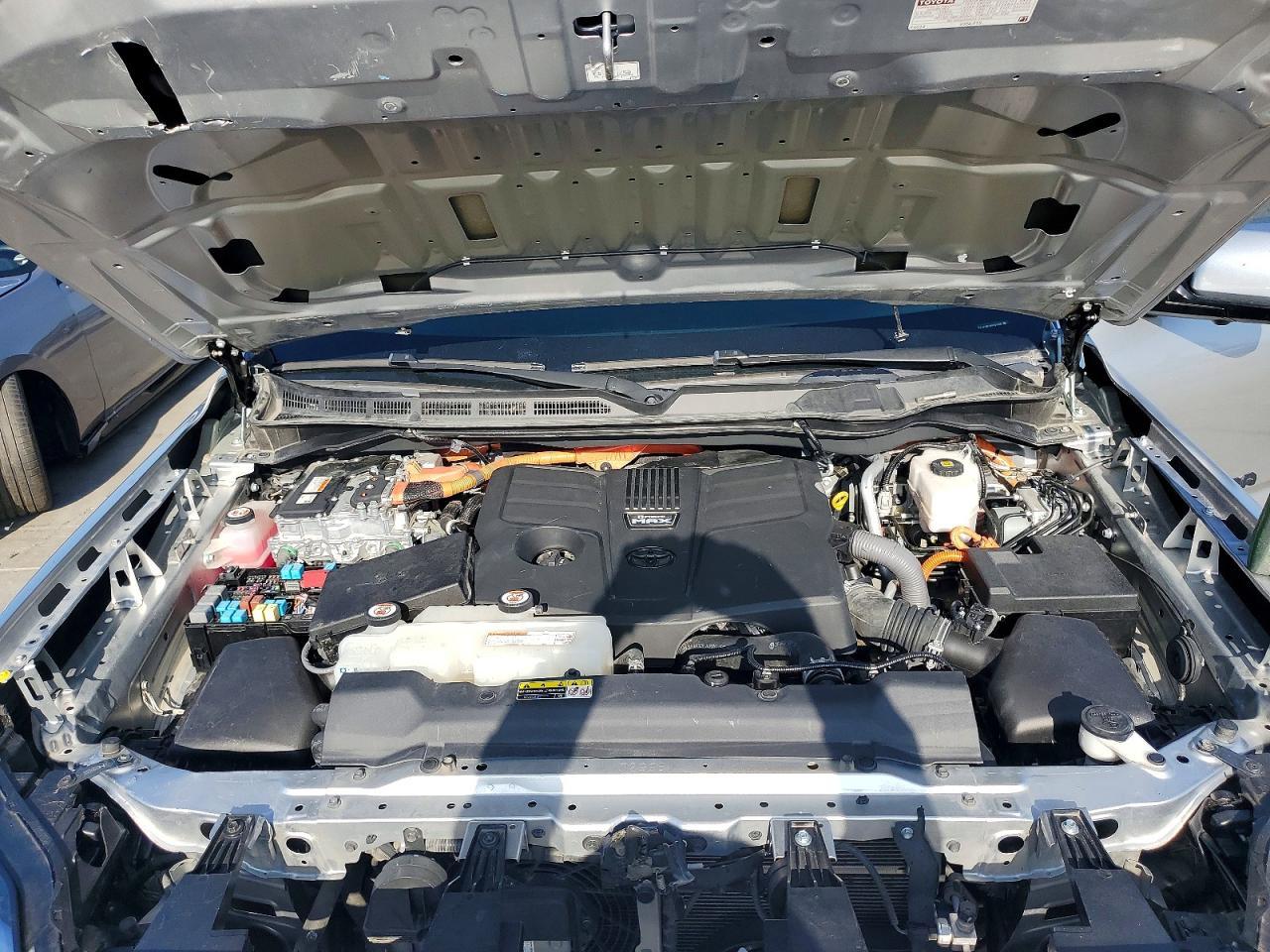2022 Toyota Tundra Crewmax Limited
