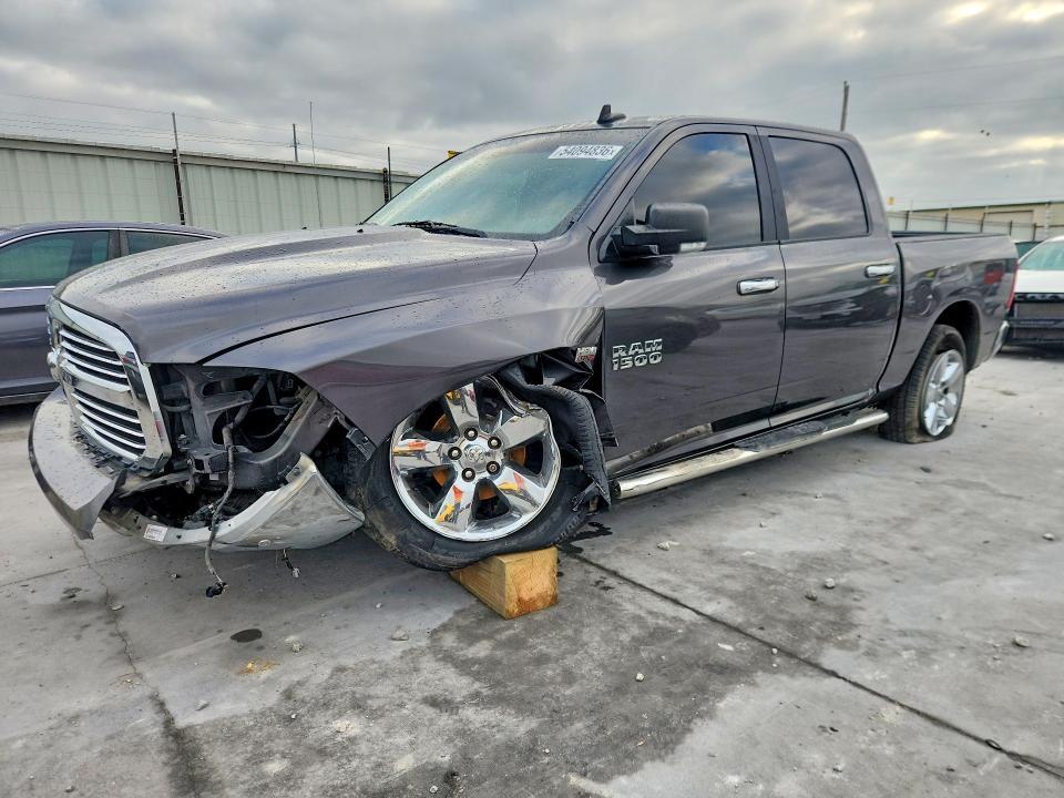 2016 Dodge RAM 1500 SLT