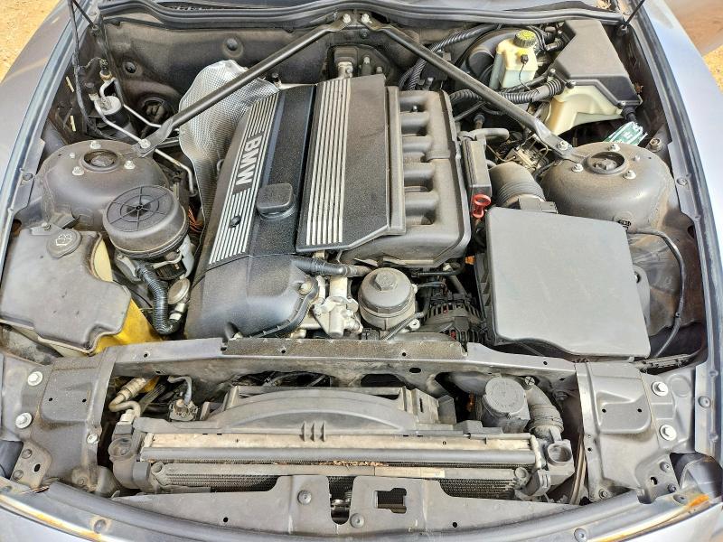 2003 BMW Z4 2.5