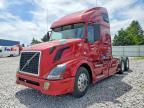 2011 Volvo VNL Semi Truck
