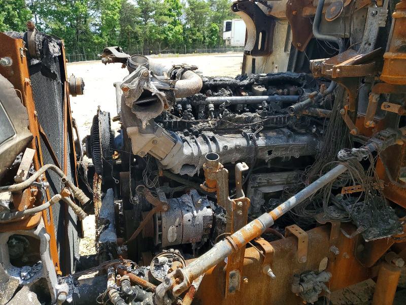 2019 Mack Granite ROLL-OFF Container Truck