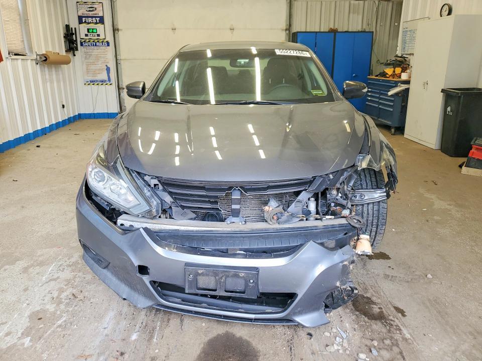2016 Nissan Altima 2.5 sv