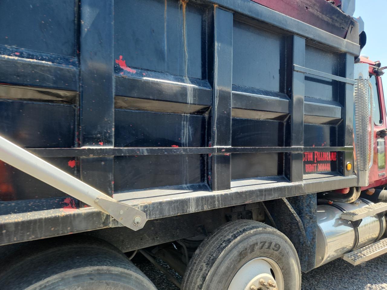 2007 Mack 700 CV700