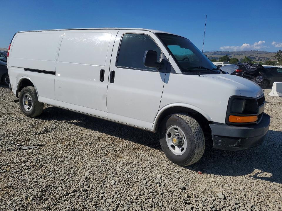 2013 Chev Express G2500