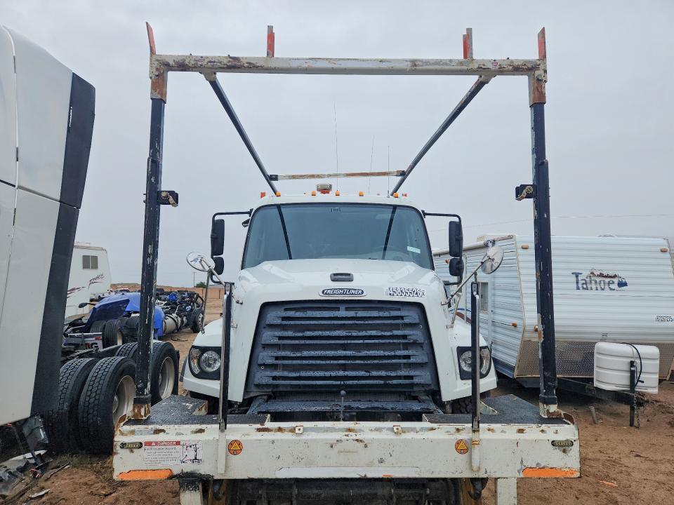 2013 Freigliner 2013 Freightliner 114SD Crane Truck