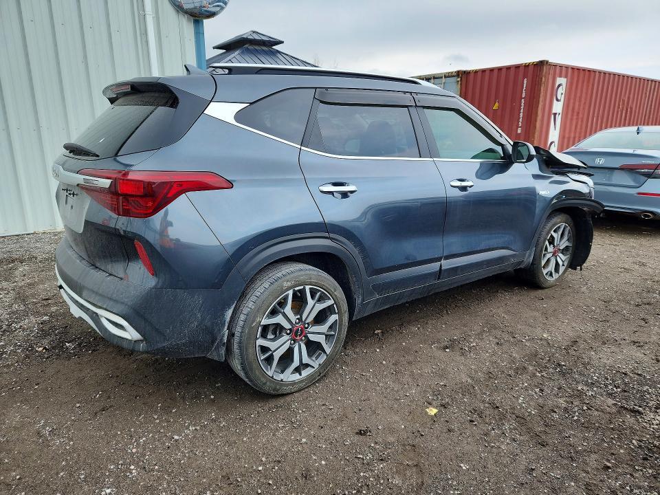 2022 KIA Seltos sx