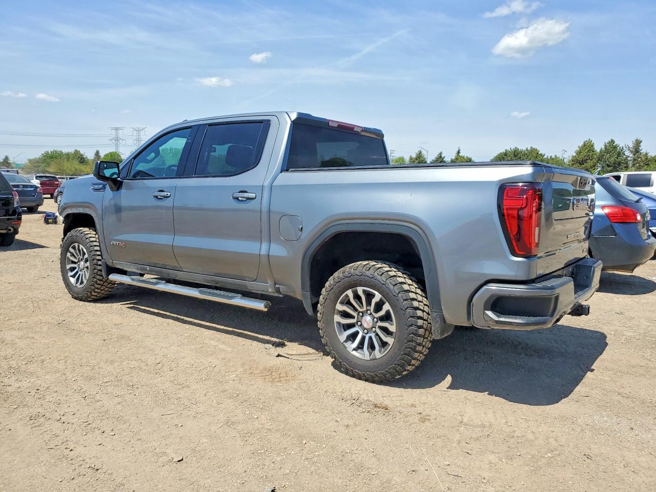 2021 GMC Sierra K1500 AT4