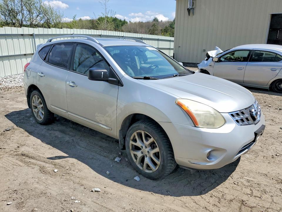 2013 Nissan Rogue s