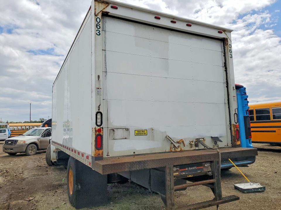 2016 Freightliner Business Class M2 BOX Truck