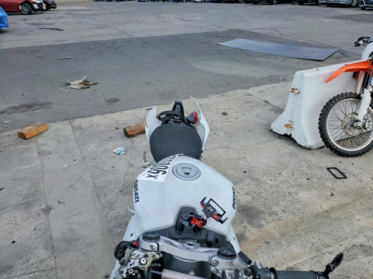 2021 Ducati Panigale V2