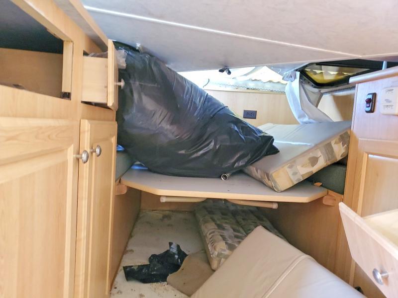2005 Chalet Rv XL Series