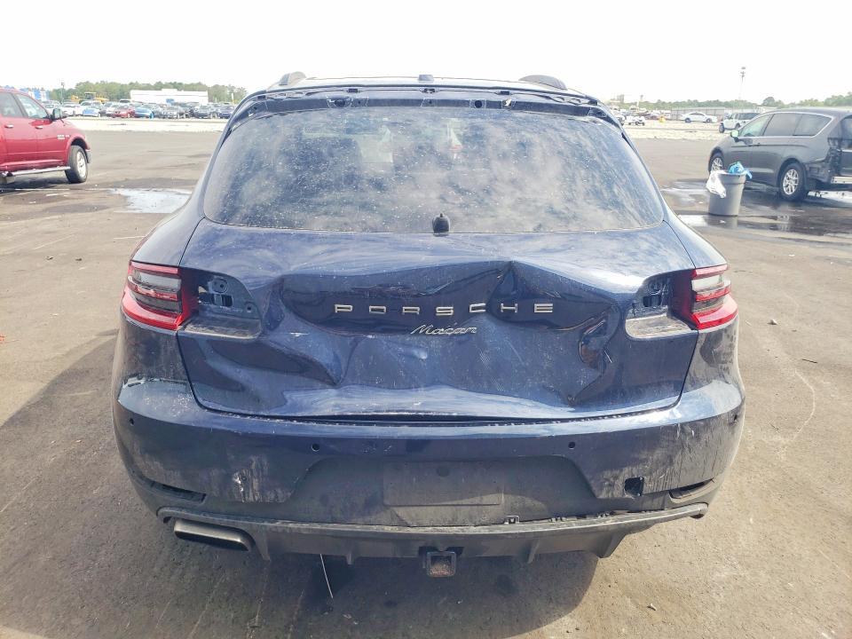 2017 Porsche Macan