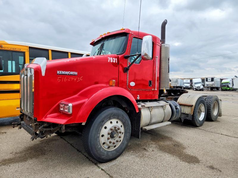 2012 Kenworth T800 Semi Truck