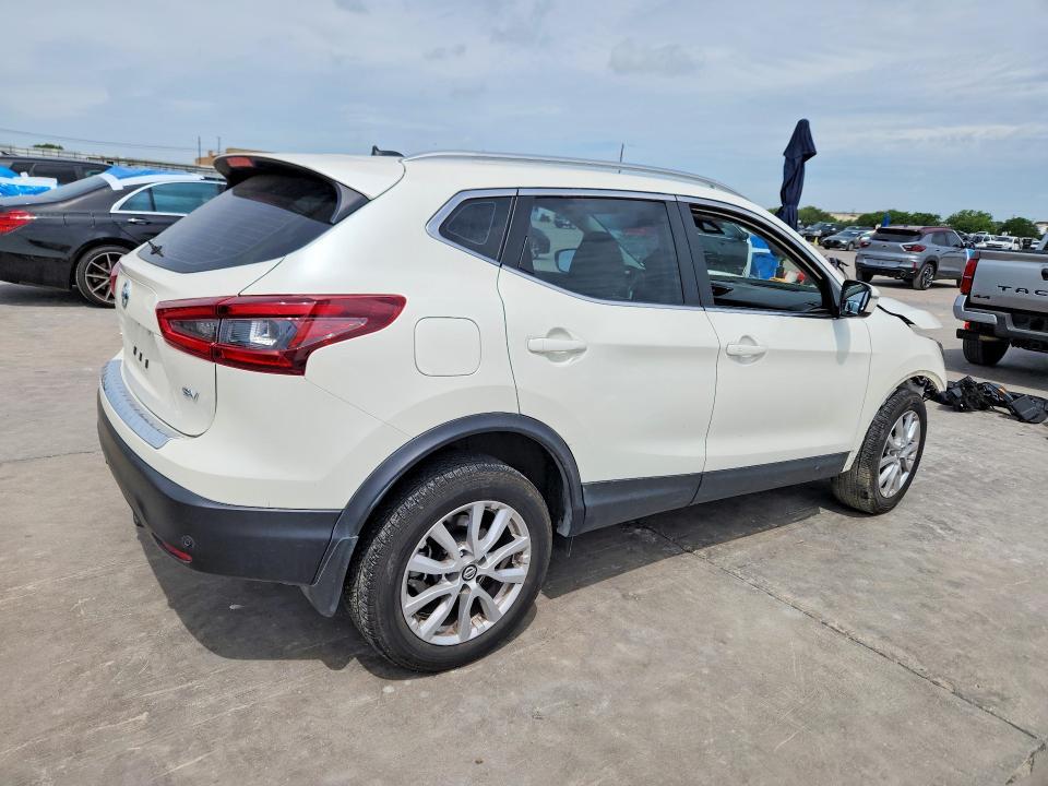 2022 Nissan Rogue Sport sv
