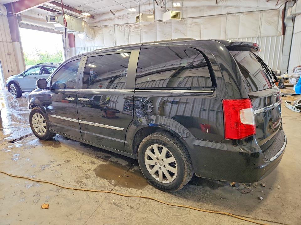 2012 Chrysler Town & Country Touring l