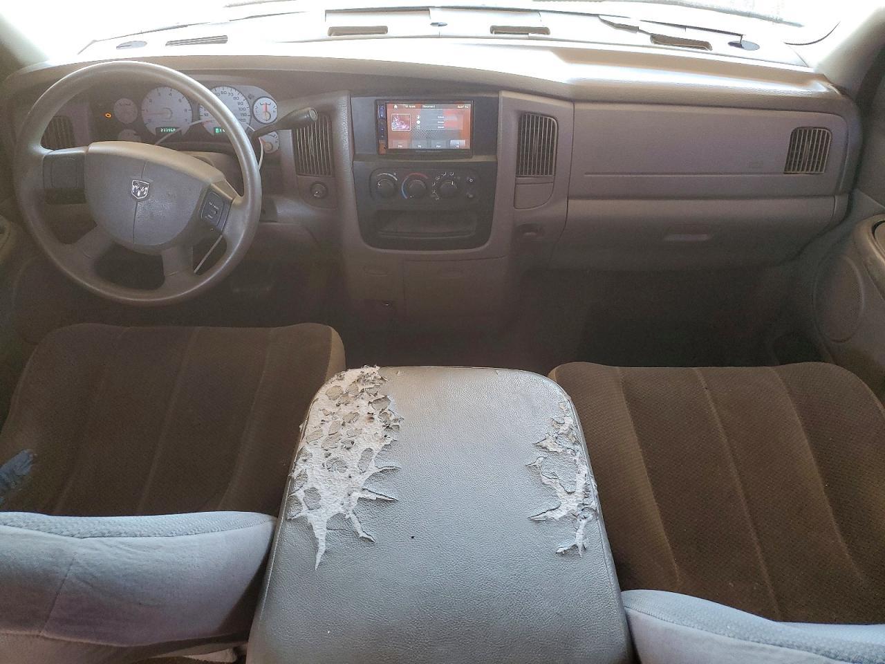 2004 Dodge RAM 1500 ST