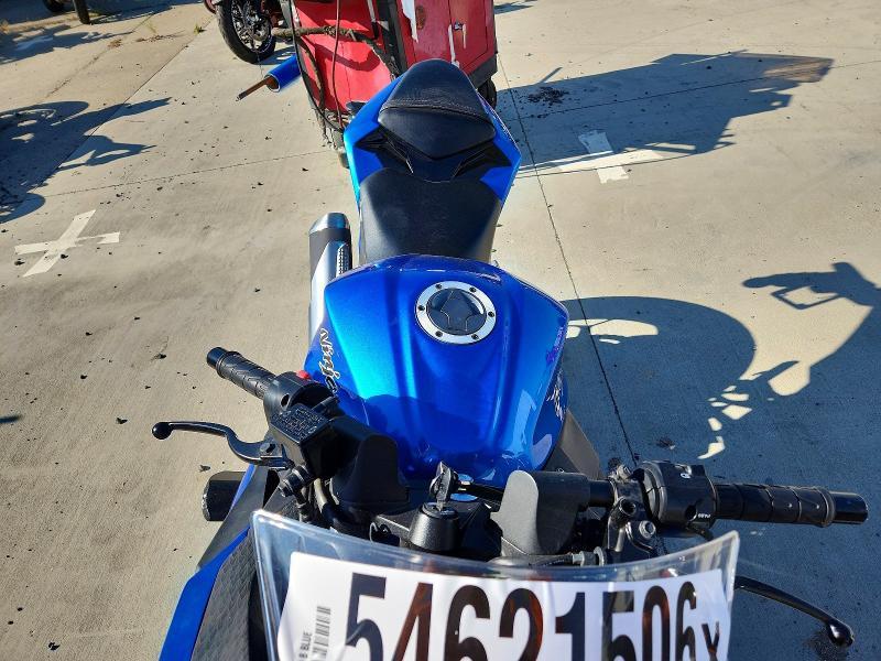 2017 Kawasaki Ex300 b