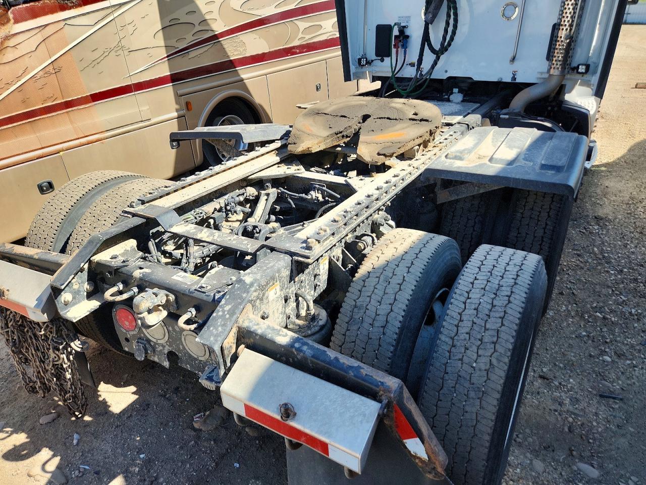 2021 Kenworth T680 Semi Truck