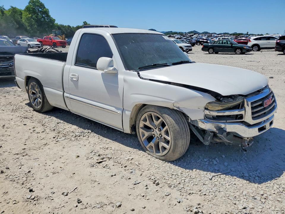 2004 GMC New Sierra C1500