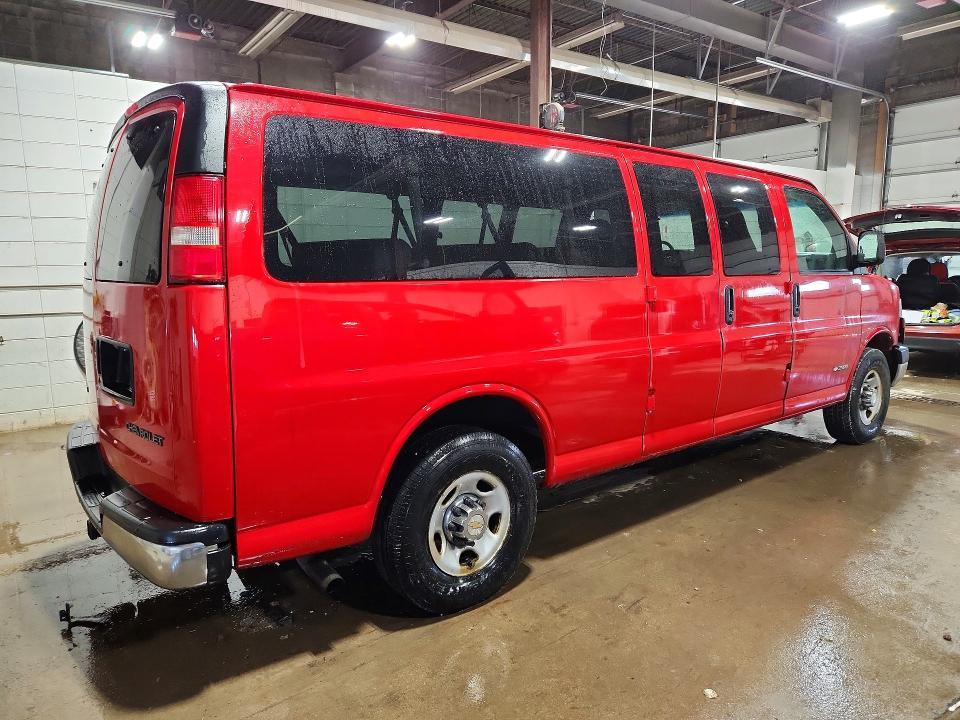 2003 Chev Express G3500
