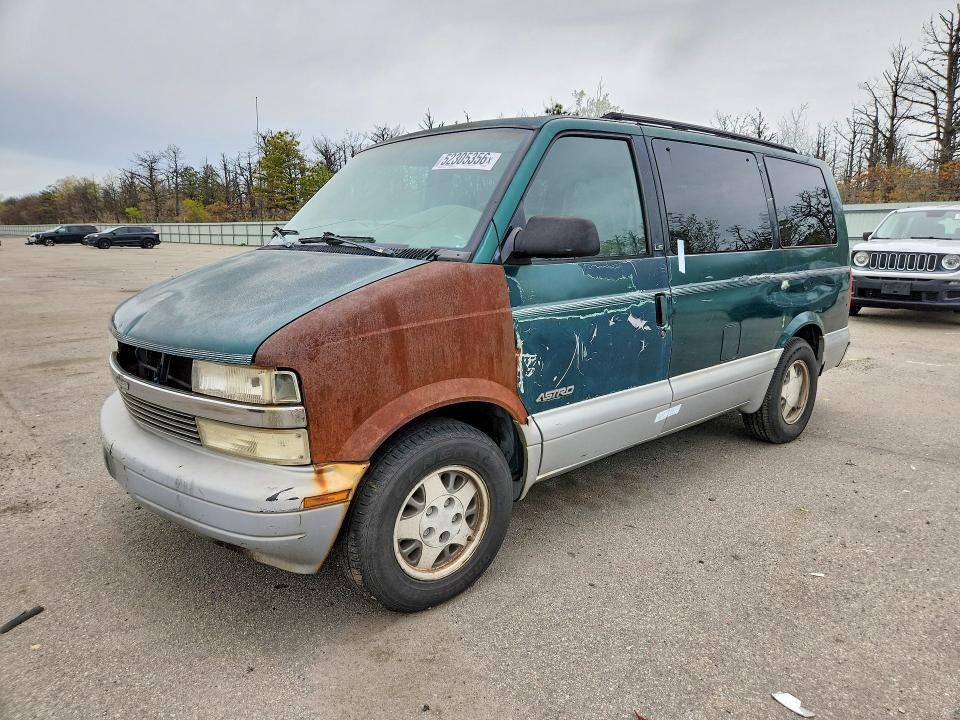 1998 Chev Astro