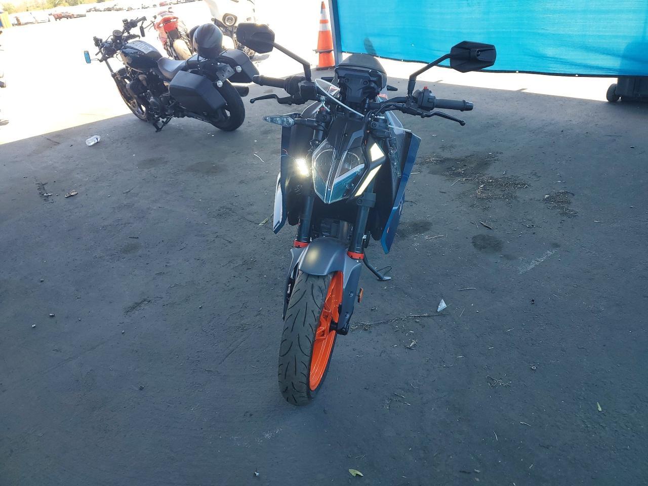 2024 KTM 390 Duke