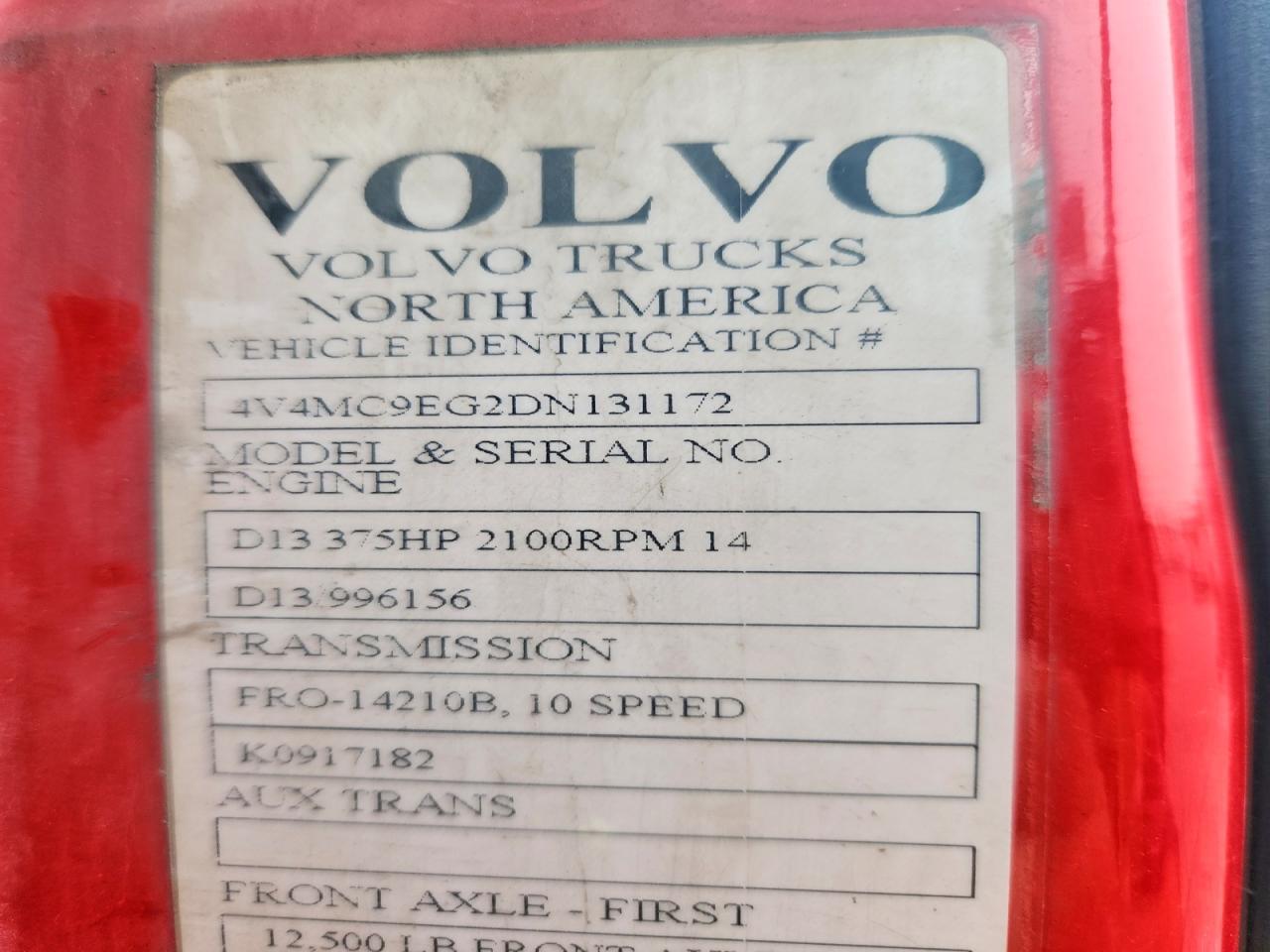 2013 Volvo VNM Semi Truck