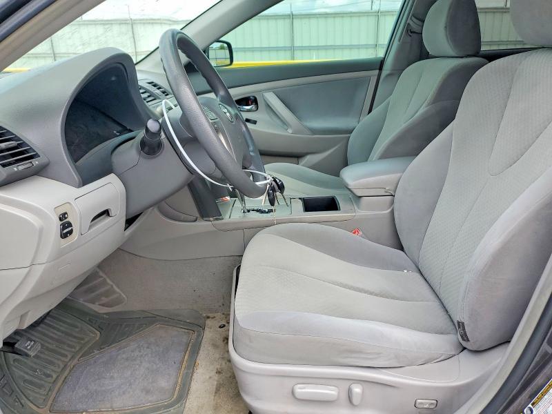2009 Toyota Camry le