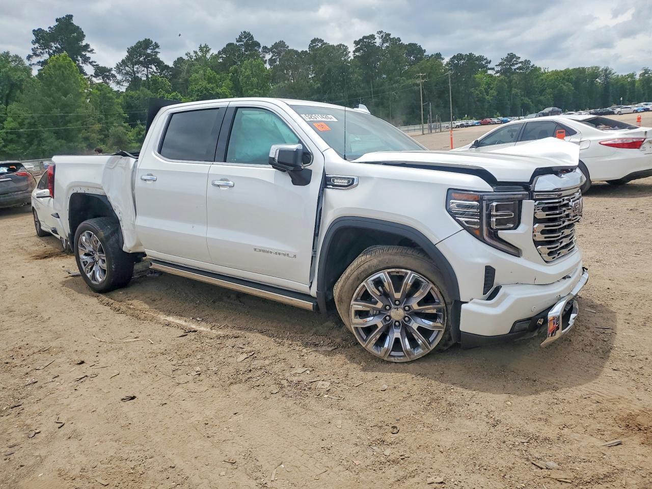 2025 GMC Sierra K1500 Denali