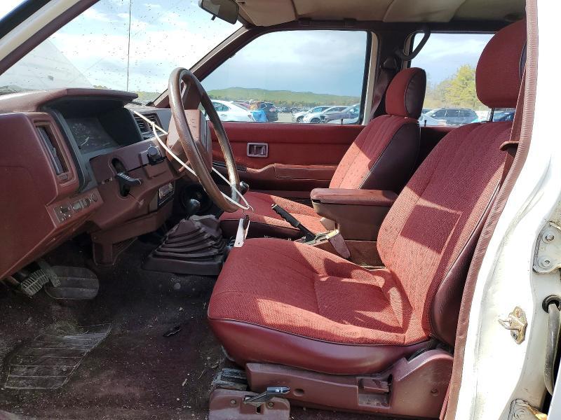 1991 Nissan Pathfinder xe