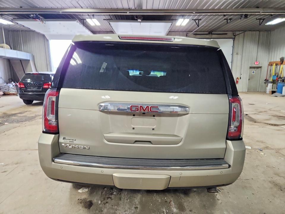 2016 GMC Yukon Denali