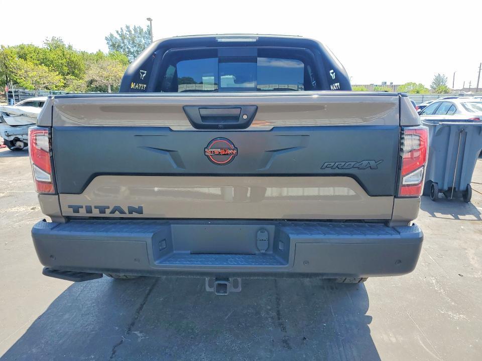 2024 Nissan Titan PRO-4X