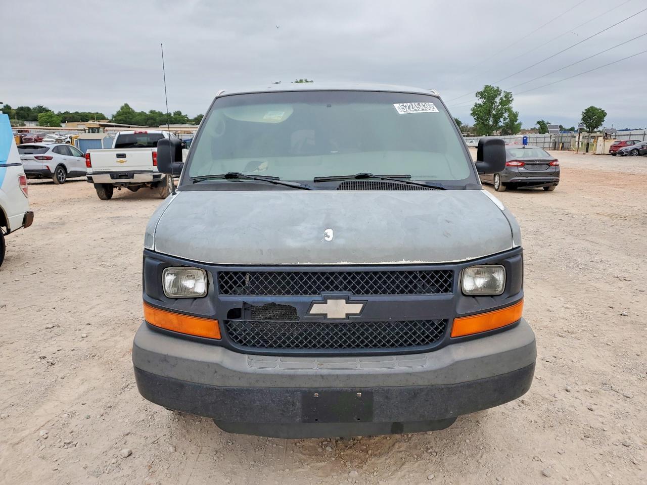 2009 Chev Express G3500