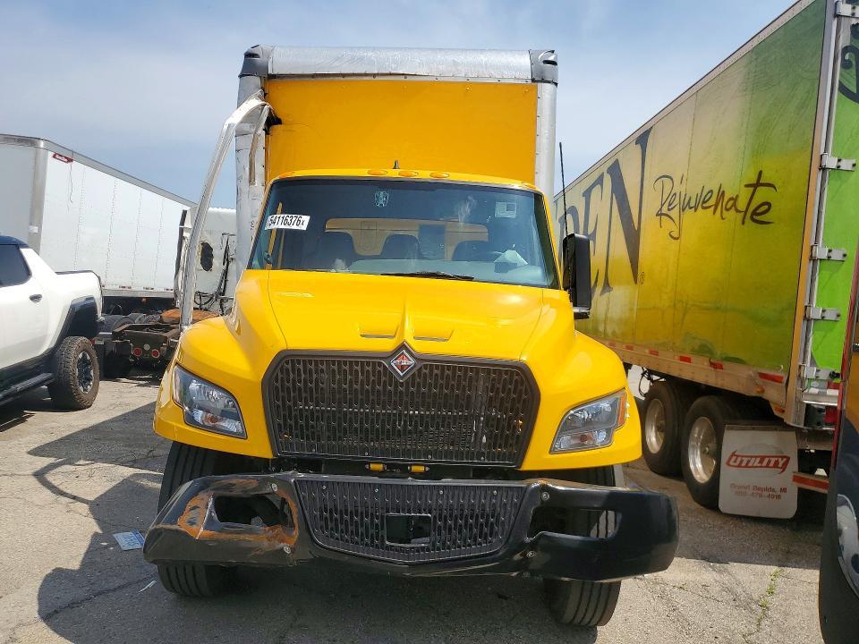2023 International MV607 BOX Truck