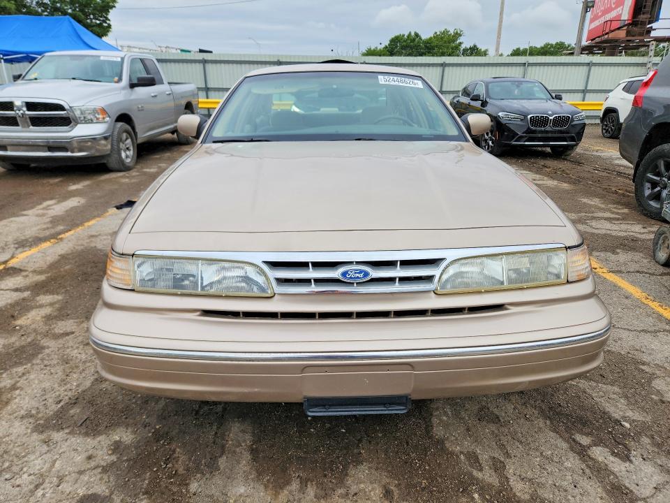 1997 Ford Crown Victoria lx