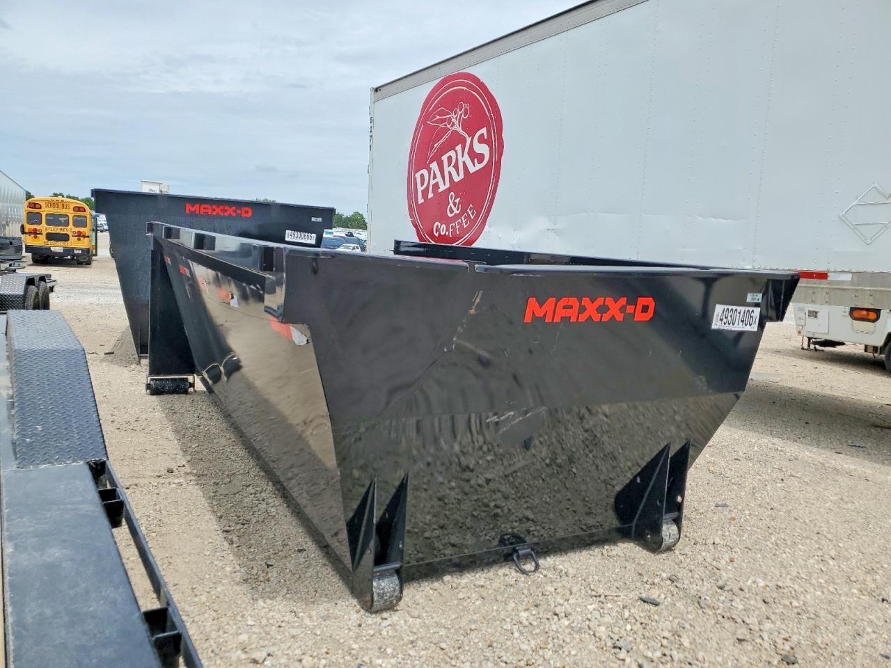 2026 Maxx D Trailers-Dump Trailer