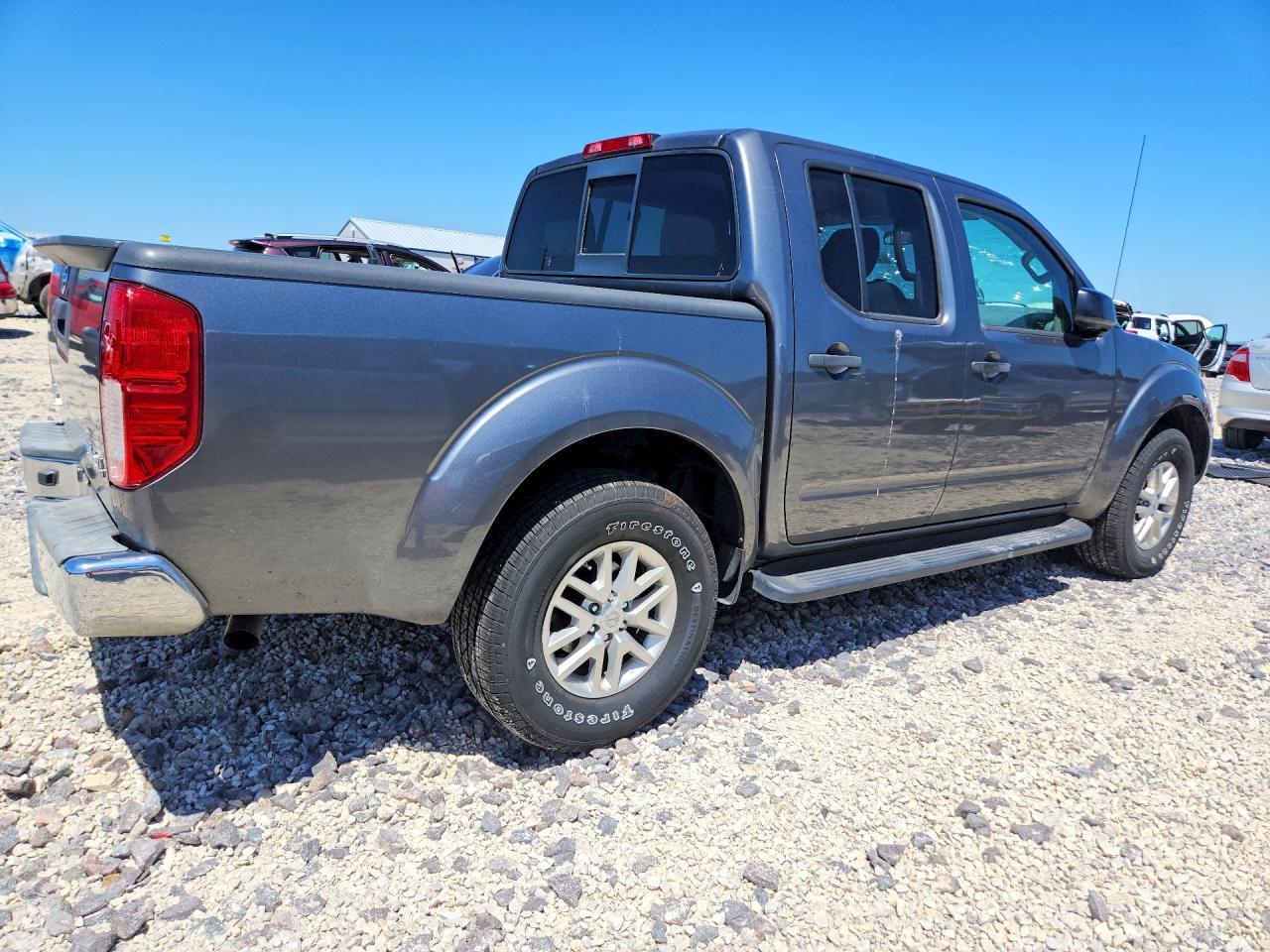 2016 Nissan Frontier SV