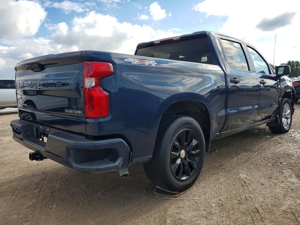 2022 Chevrolet Silverado K1500 Custom