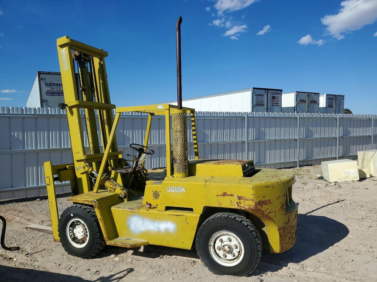 1980 Clark Forklift