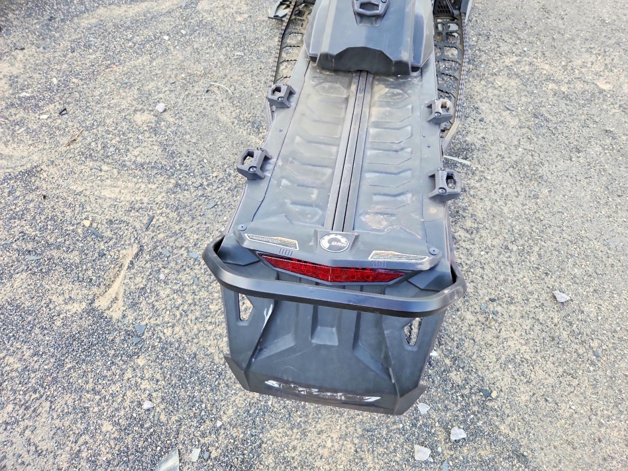 2022 Skidoo Backcountry X 850 E