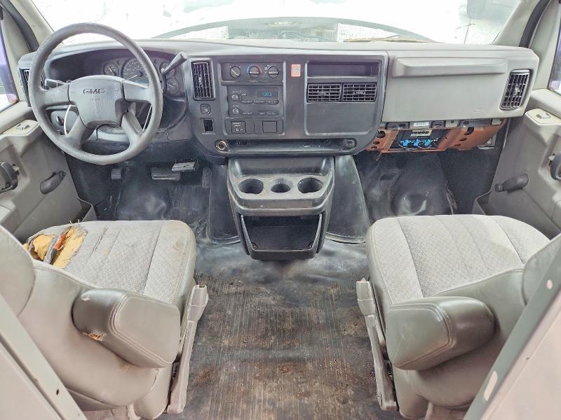 2005 GMC Savana G2500