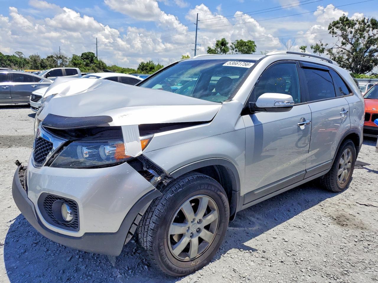2013 KIA Sorento lx