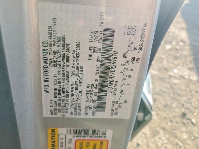 2016 Ford Fusion se