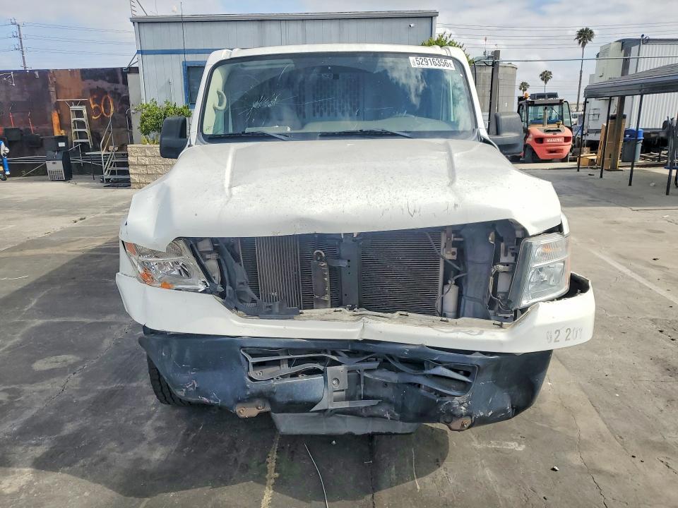 2018 Nissan NV 2500 Delivery Van