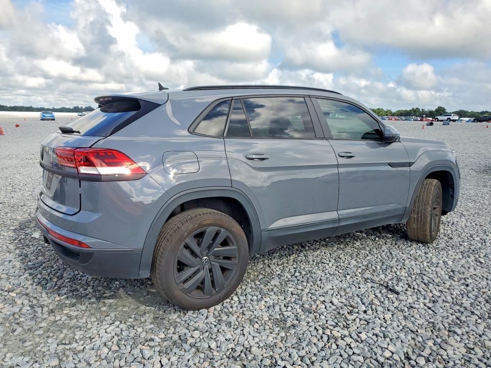 2022 Volkswagen Atlas Cross Sport SE