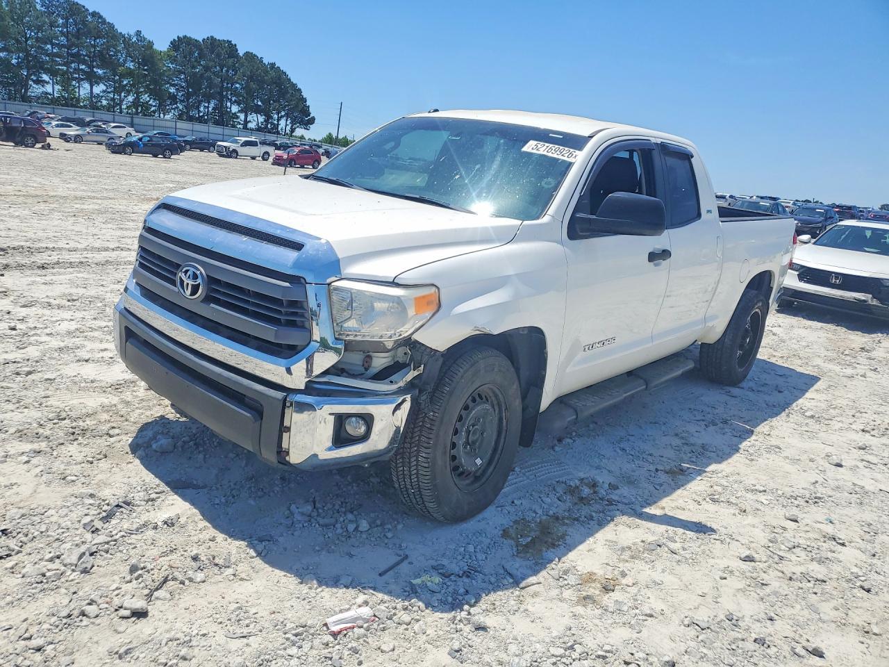 2015 Toyota Tundra SR5