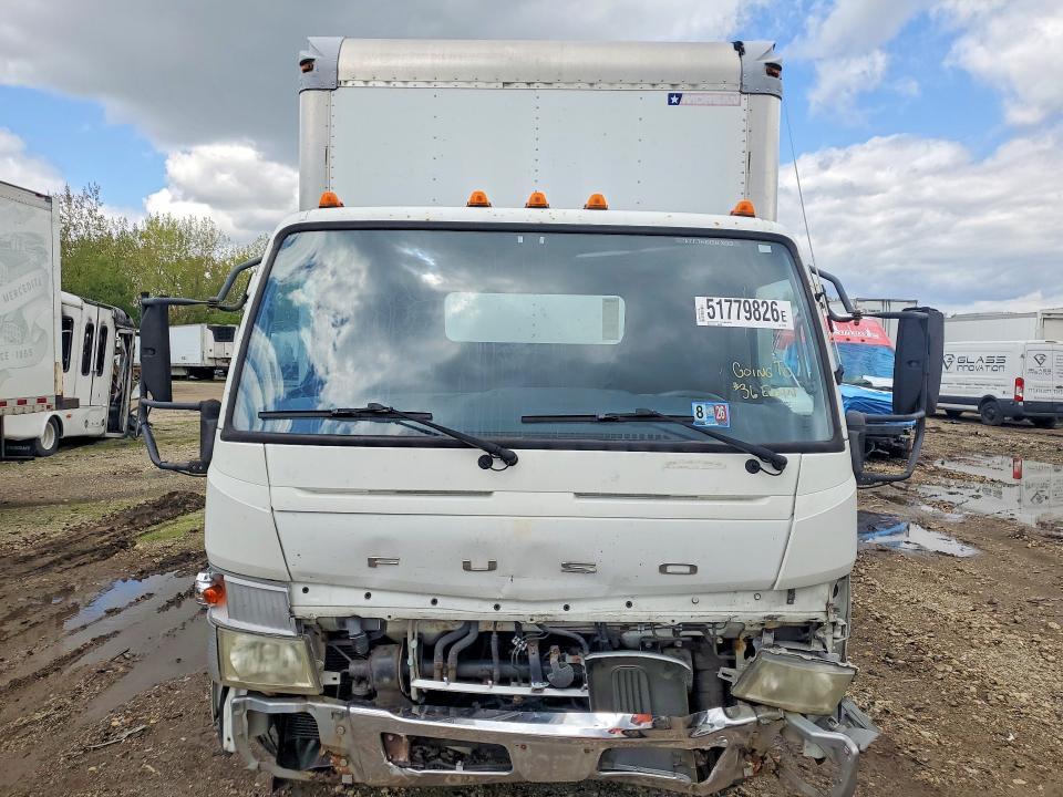 2013 Mitsubishi Fuso 2013 Mitsubishi FE FEC72S BOX Truck