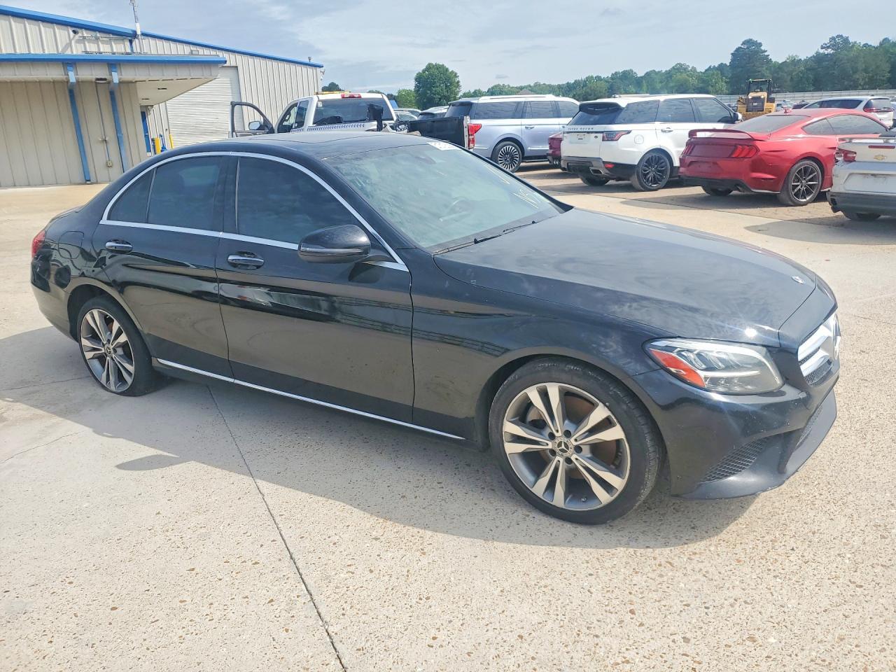 2020 Mercedes-Benz C300